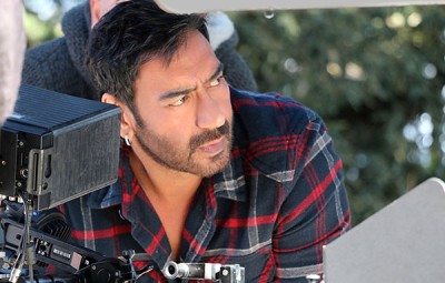 Ajay Devgn uses more than 2000 custom-made toys for a single scene on the Sets Of Shivaay!!